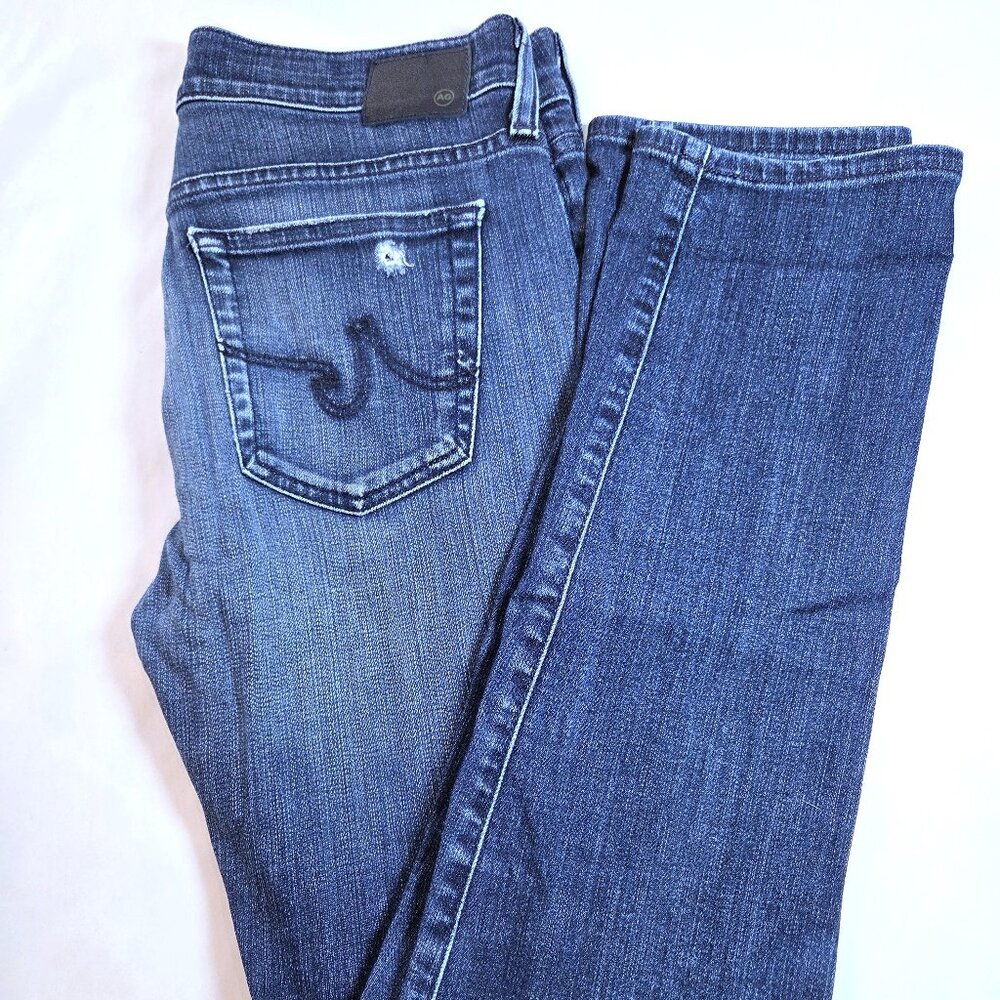 NWOT AG The Nolan Relaxed Slim Jeans with Distressing Size 26